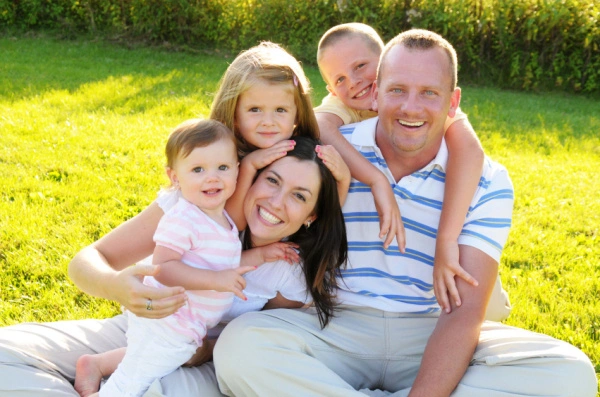 Parenting Guide: Raising Healthy and Happy Children